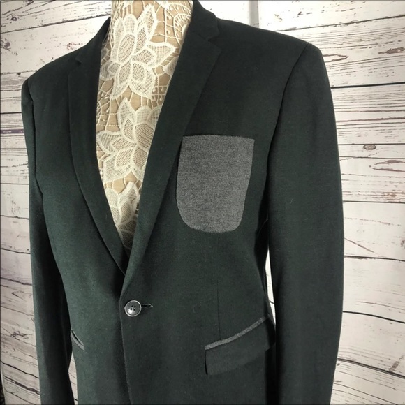 Ladies blazer 
Charcoal in color with gray pocket. - Picture 3 of 12
